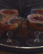 Фруктовое желе с шампанским