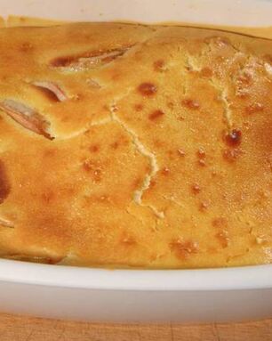 Клафути с яблоками и корицей