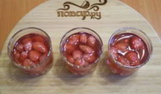 клубничное желе