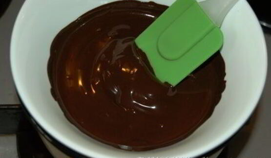 финиково-шоколадные конфеты