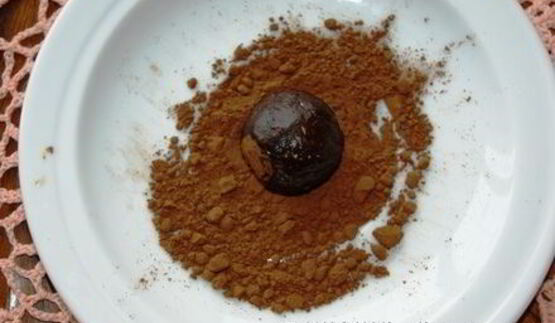 финиково-шоколадные конфеты