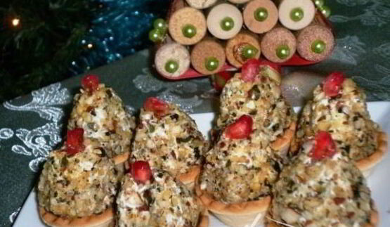 закусочные конфетки с голубым сыром и инжиром