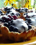 Корзинки с ягодами и лимонным кремом