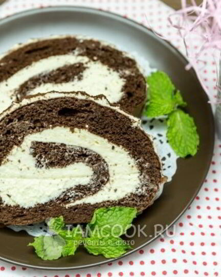 Рецепт шоколадного бисквитного рулета со сливочным кремом