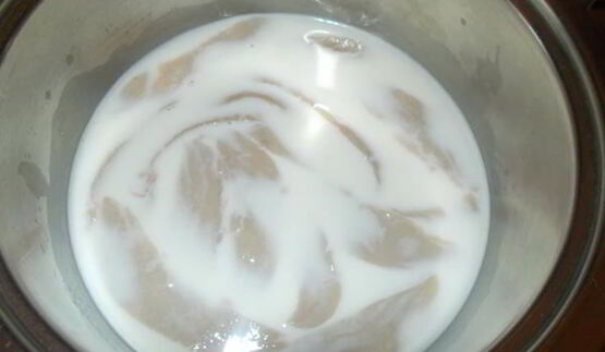 яички барашка на творожном креме из авокадо