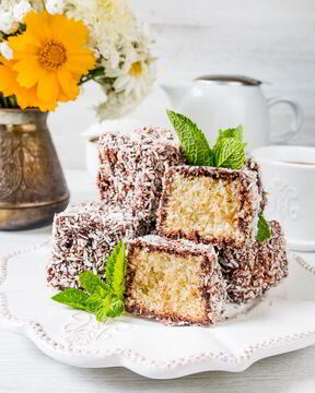 Лемингтон — австралийский бисквитный десерт