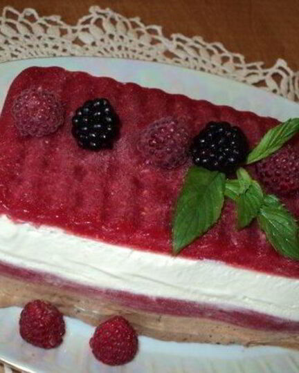 Рецепт малинова-шоколадного семифредо