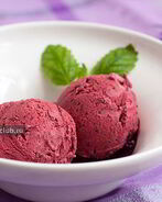 Черничное мороженое