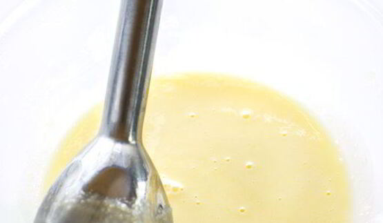 мороженое с черной смородиной