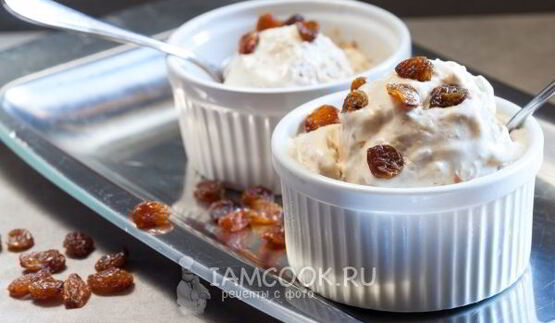 мороженое с изюмом