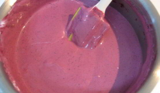 фиалковый торт-мусс с черникой весна в тулузе