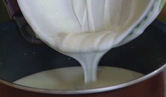 йогуртовый мусс с красной смородиной