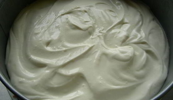 лимонно-медовый мусс с фундуком