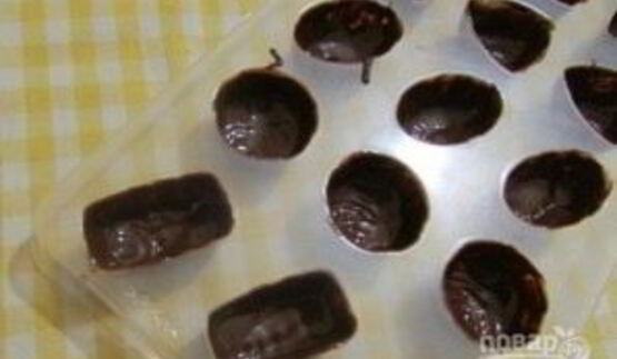 шоколадные конфеты с персиковым муссом