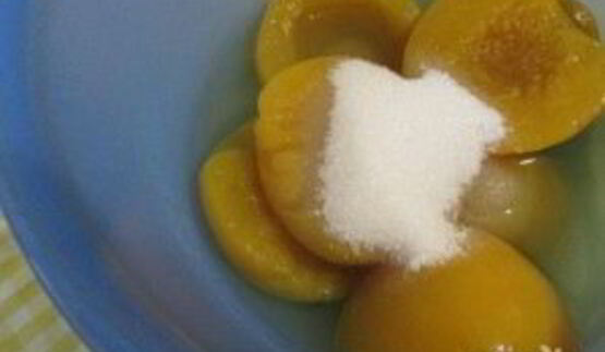 шоколадные конфеты с персиковым муссом