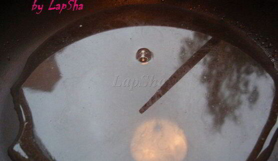 сливы в сиропе с муссом из белого шоколада