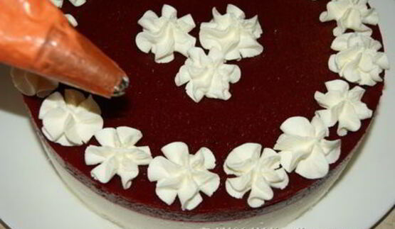 торт-мусс клубника на сливках без выпечки