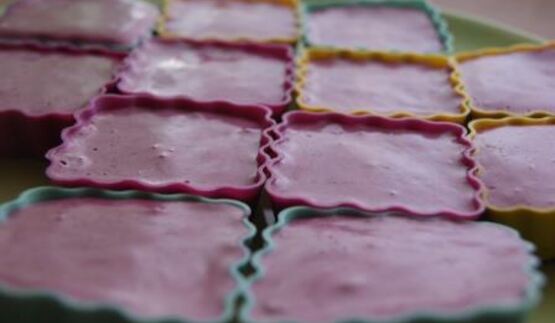 воздушный мусс из черной смородины