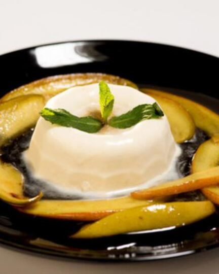 Рецепт панны-котты с манго фламбе