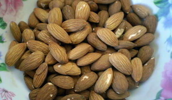 паасброд — нидерландский пасхальный хлеб