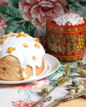 Сливочный кулич с апельсиновыми цукатами