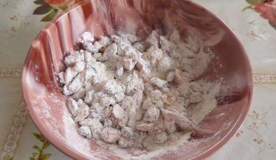 ванильный кулич с сухофруктами