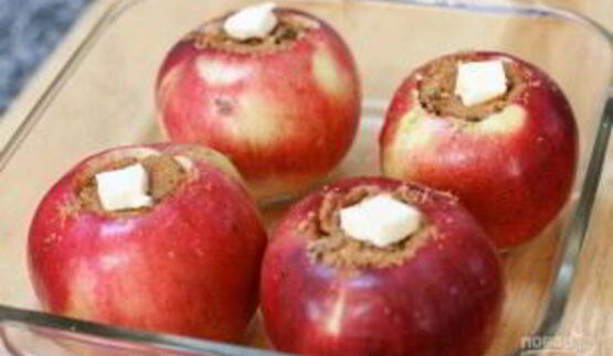 печеные яблоки в духовке