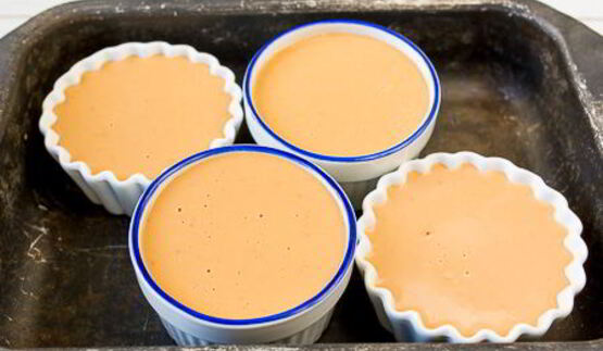 простой карамельный пудинг