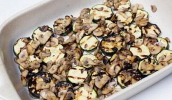 суфле из кабачков под грибным соусом