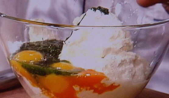 базиликовый тирамису с клубникой