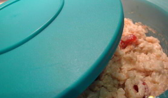 ванильный рисовый пудинг с вишнями