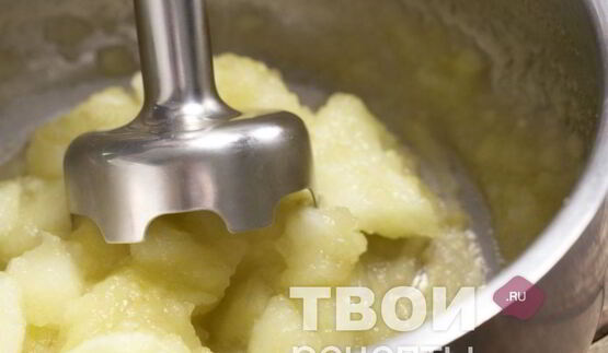 яблочное пюре