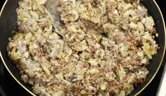 колдуны с гречкой и грибами