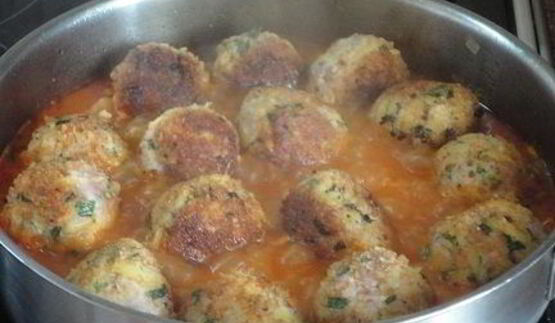 фрикадельки по-мароккански в томатном соусе
