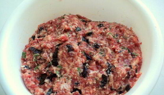 фрикадельки с базиликом и овощами