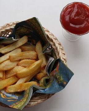 Картофель фри во фритюре