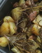 Картофель с шампиньонами в духовке