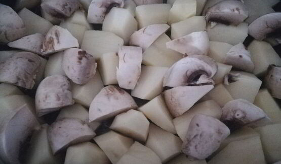картофель с шампиньонами в духовке