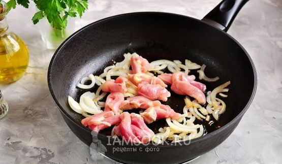 картошка с курицей в тесте в духовке