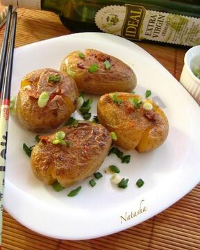 Жаренный картофель с перцем и солью Сянцзань Цзяоянь Сяо Тудоу