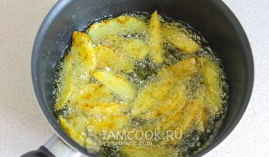 жареный картофель в панировке