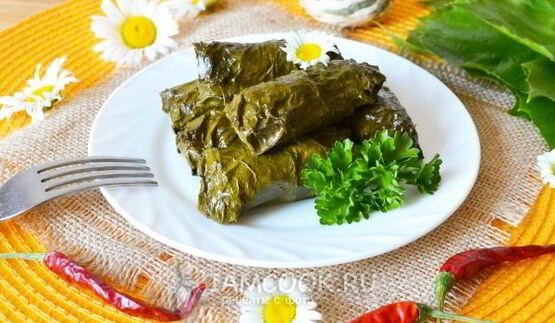 долма со свининой без риса