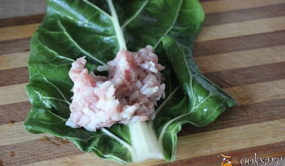 голубцы из мангольда с фаршированными овощами