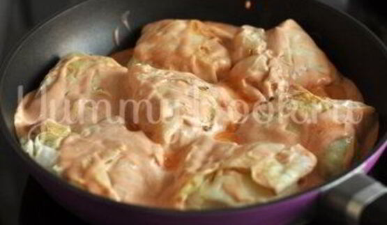 голубцы под томатно-сливочным соусом