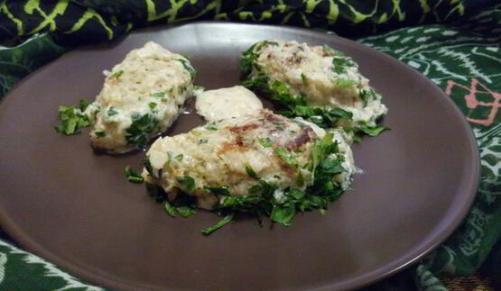 ленивые рыбные голубцы в хренно-сметанном соусе