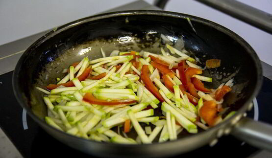 гречневая лапша с кальмарами