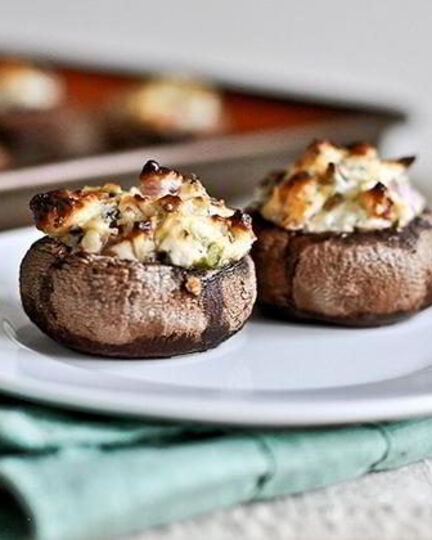 Рецепт грибов, фаршированных сливочным сыром, пепперони и перцем