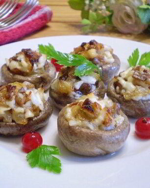 Грибы фаршированные в духовке