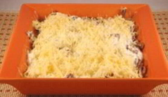 грибы в сметане, запеченные в духовке