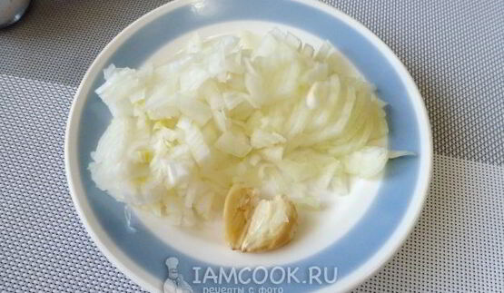 шампиньоны, фаршированные чечевицей